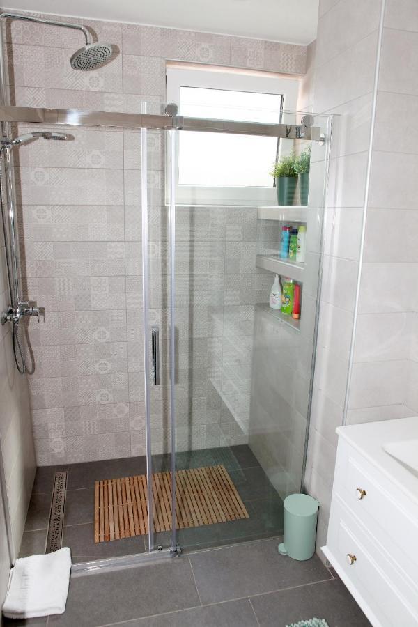 Apartman Lucija Karlovac Exterior foto